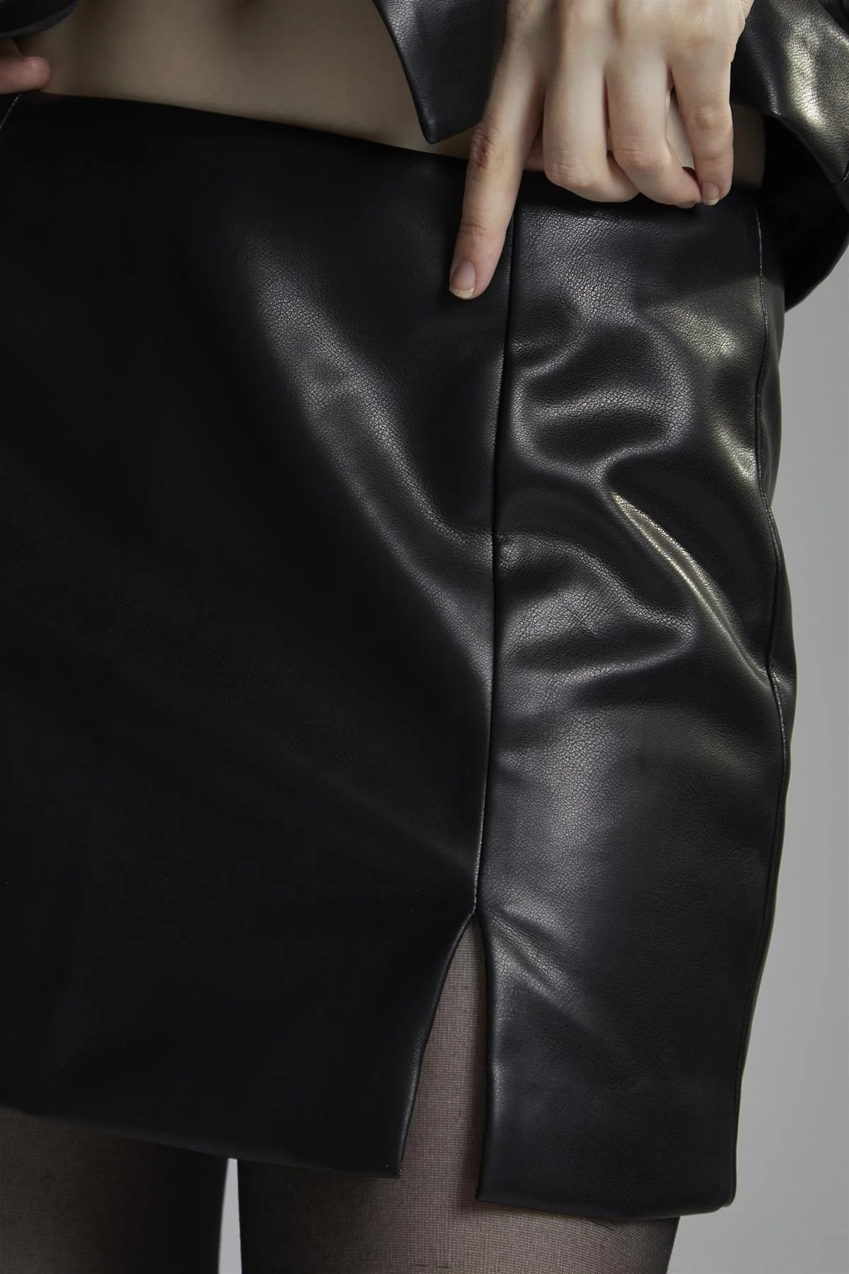 Black Faux-Leather Mini-Skirt - Image 4