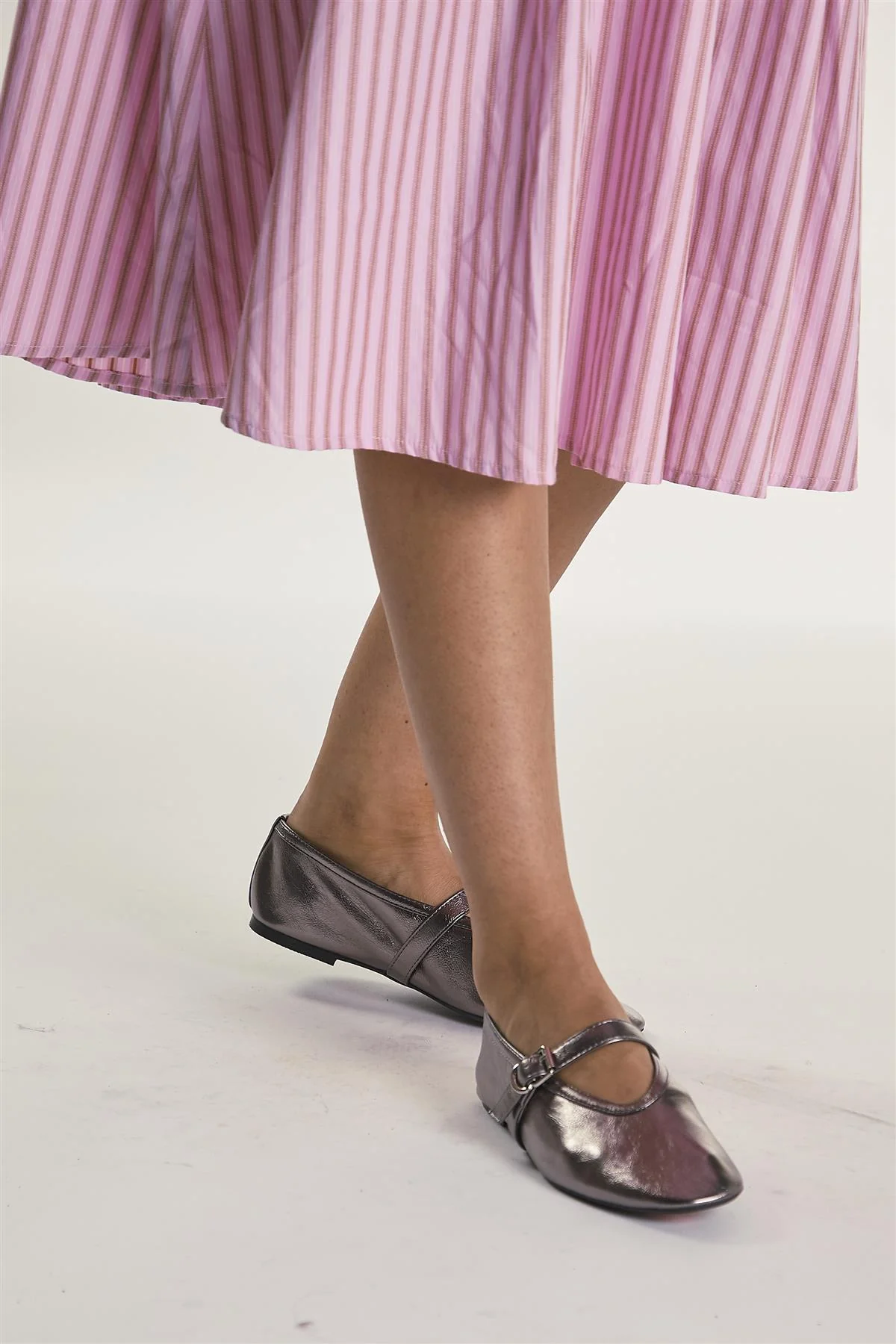 Bronze Buckle Ballet-Flats - Image 2