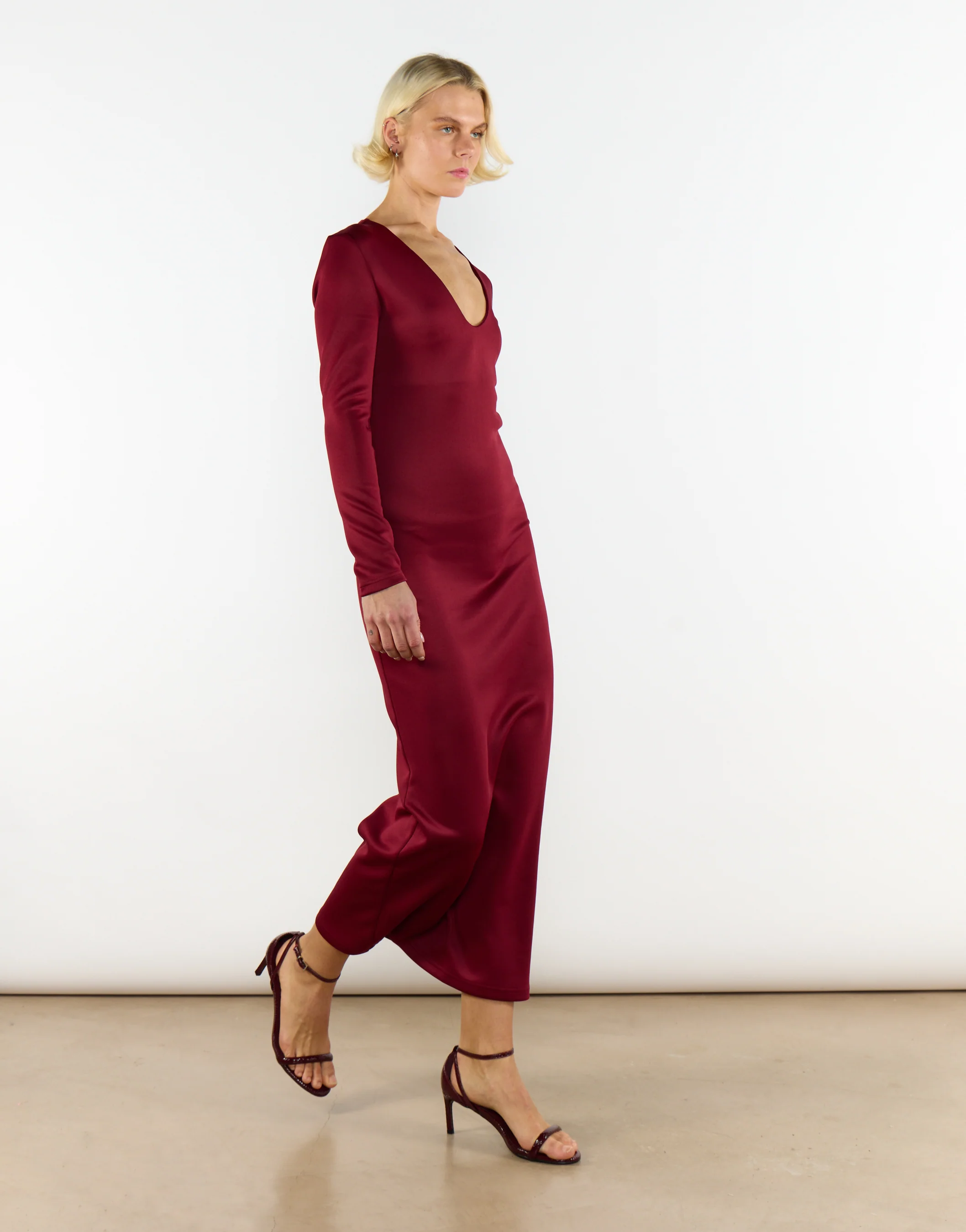 Burgundy Long Sleeve Bodycon Maxi Dress - Image 4