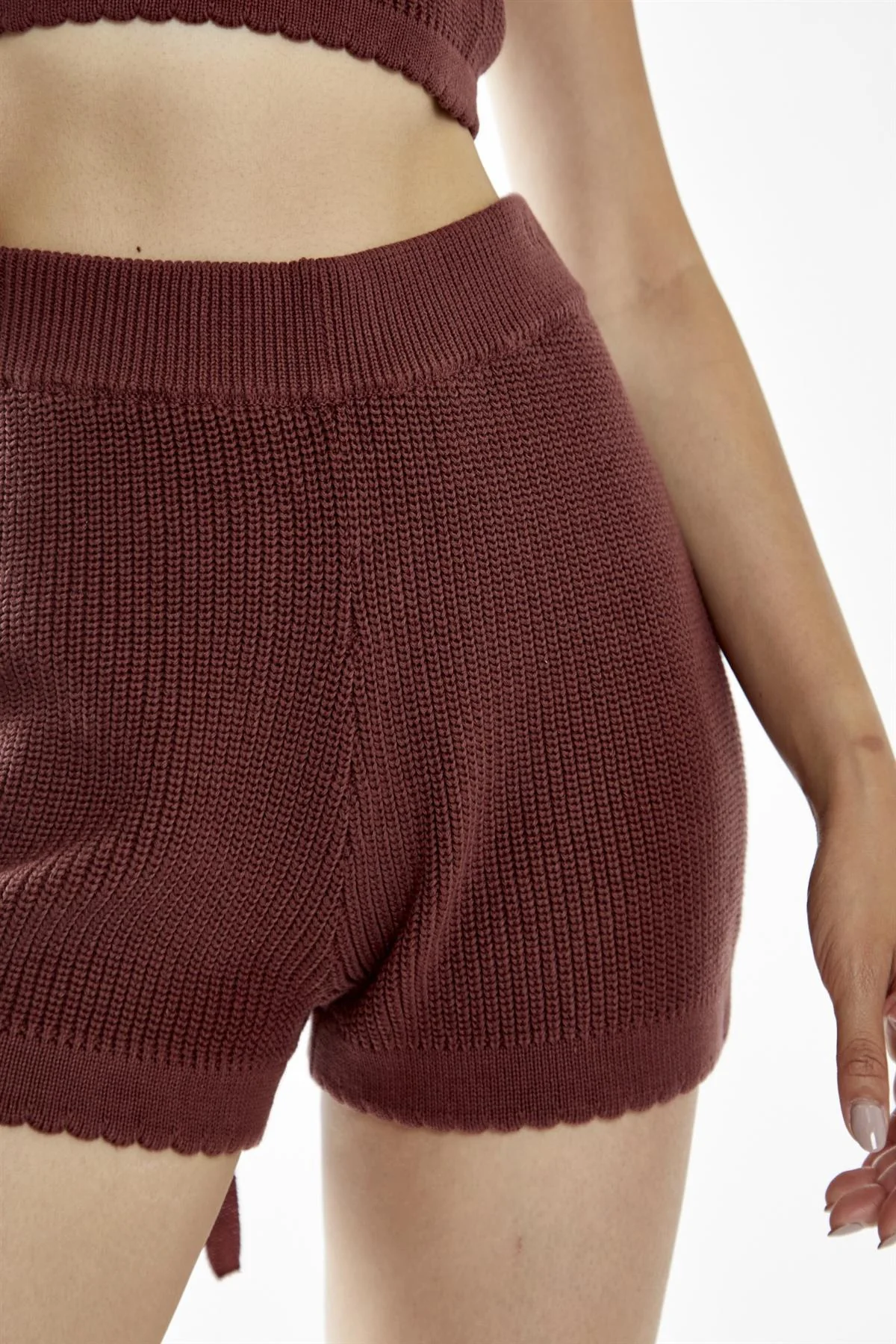 Cinnamon Knit Shorts - Image 4