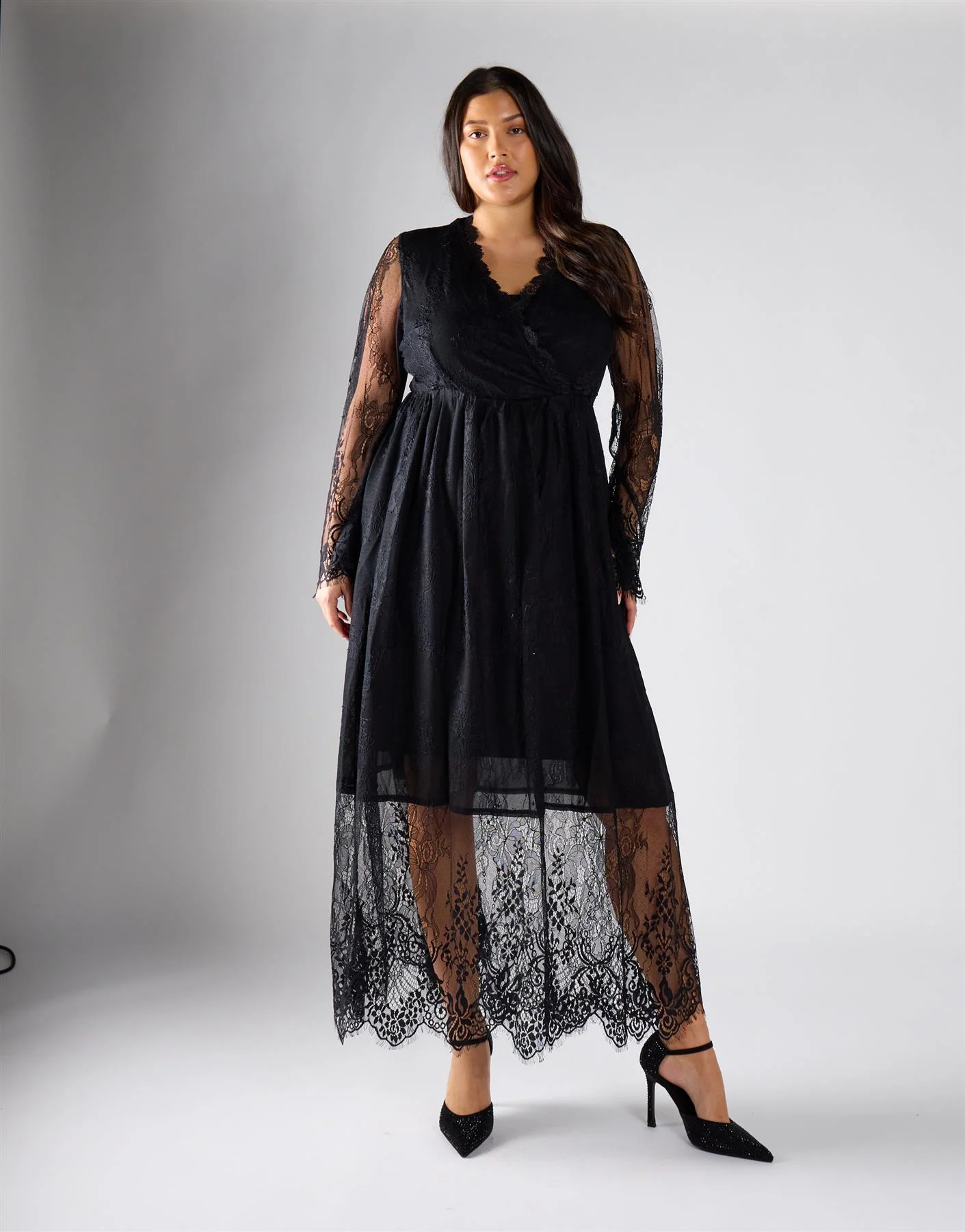 Glamorous Curve Black Maxi Dress - Image 2