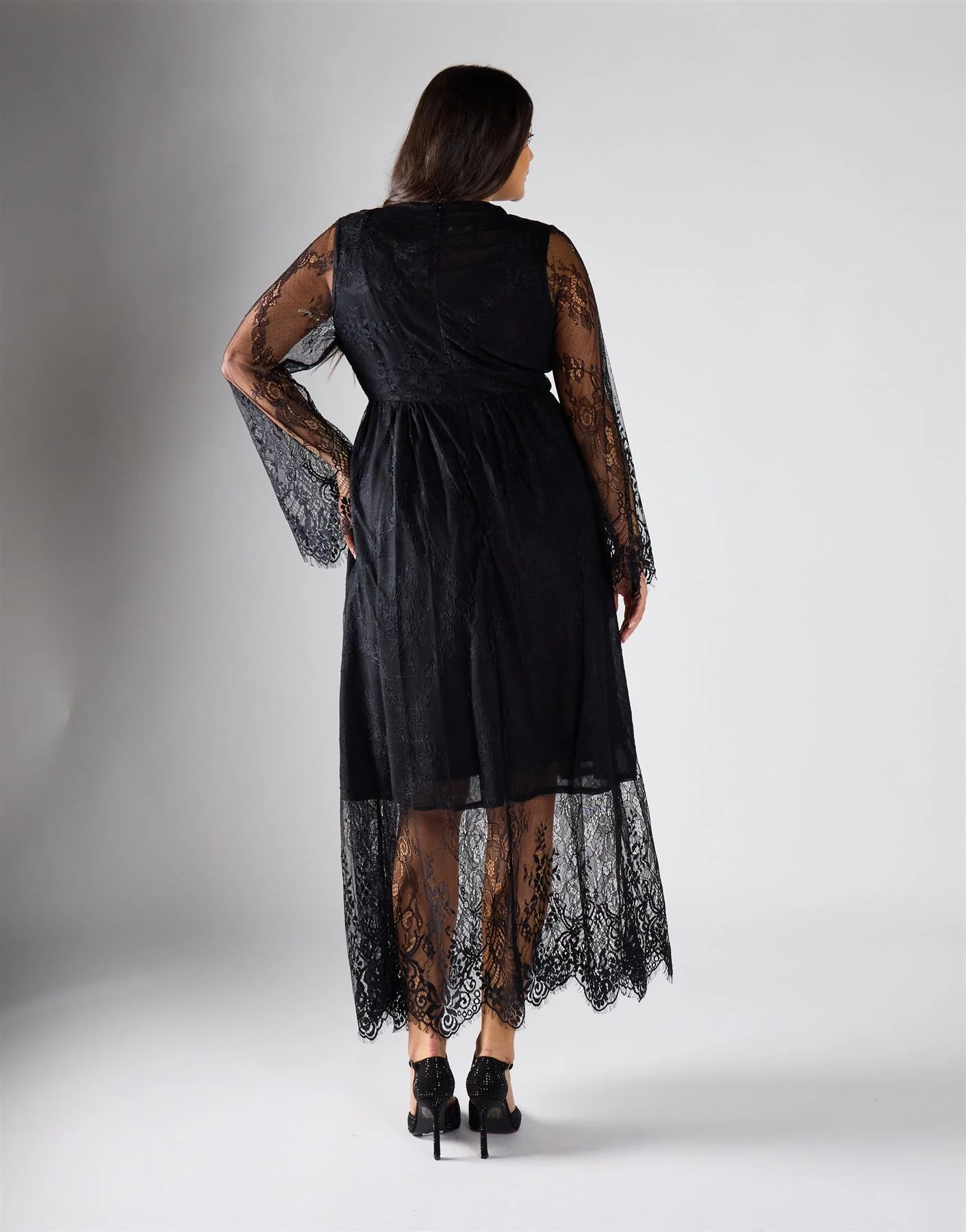 Glamorous Curve Black Maxi Dress - Image 4