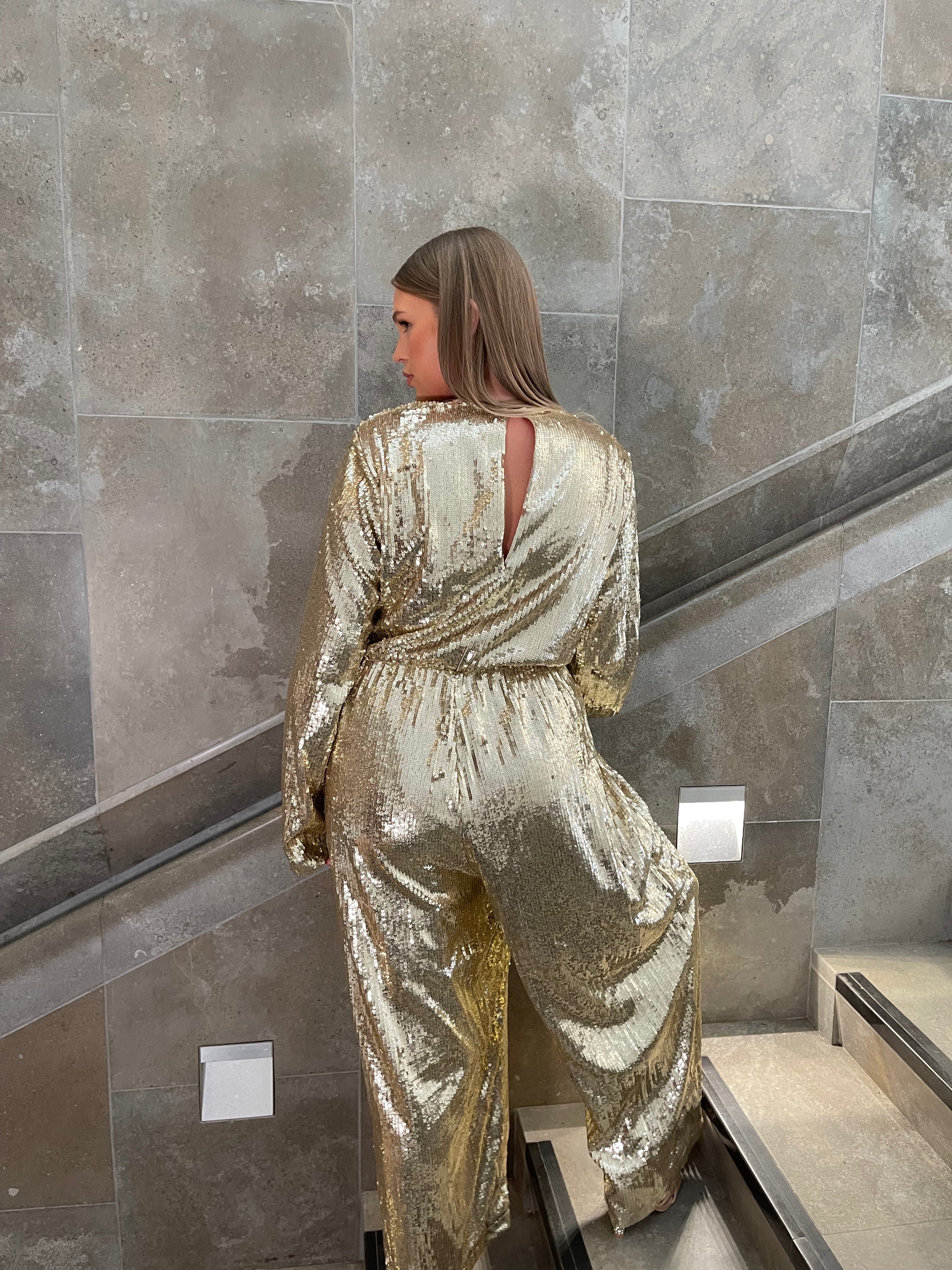 Glamorous Curve Gold Sequin Jumpsuit - Image 3