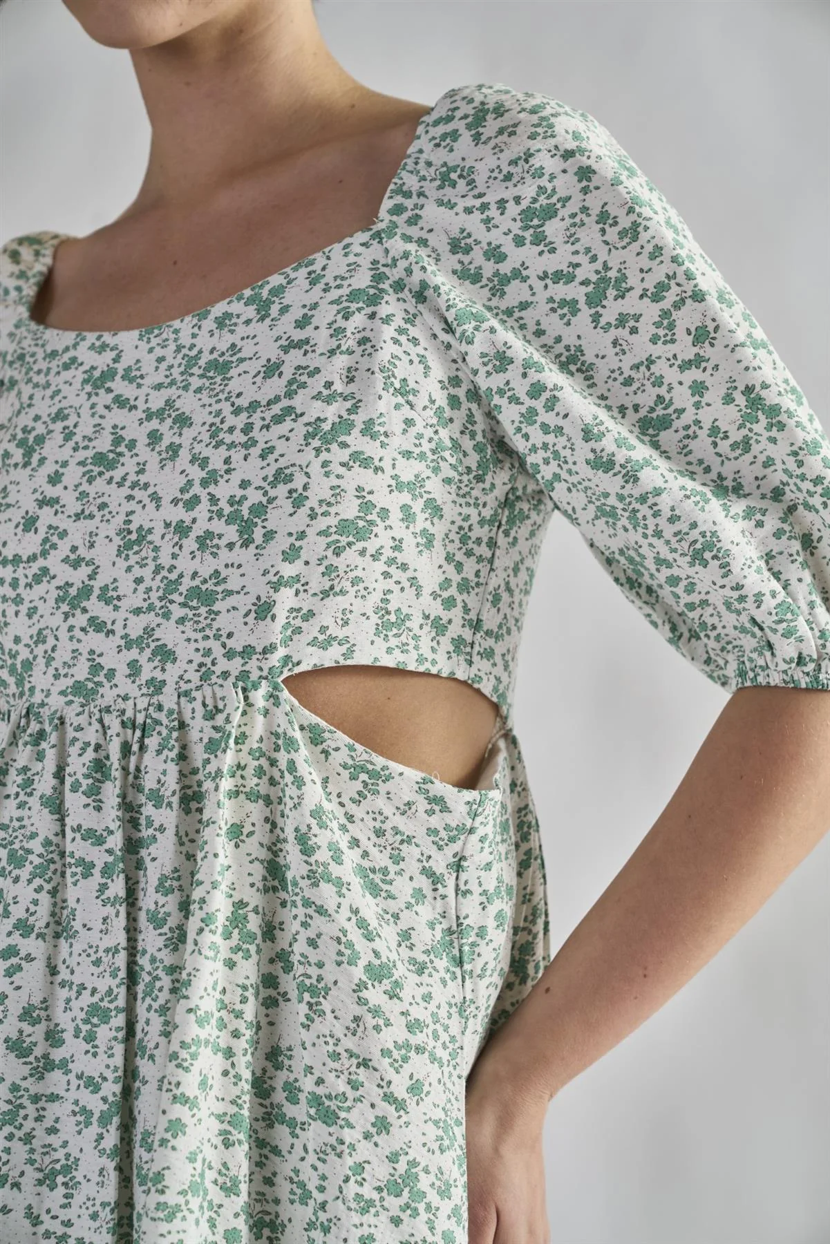 Green Ditsy Tie Back Square Neck Mini Dresses - Image 4