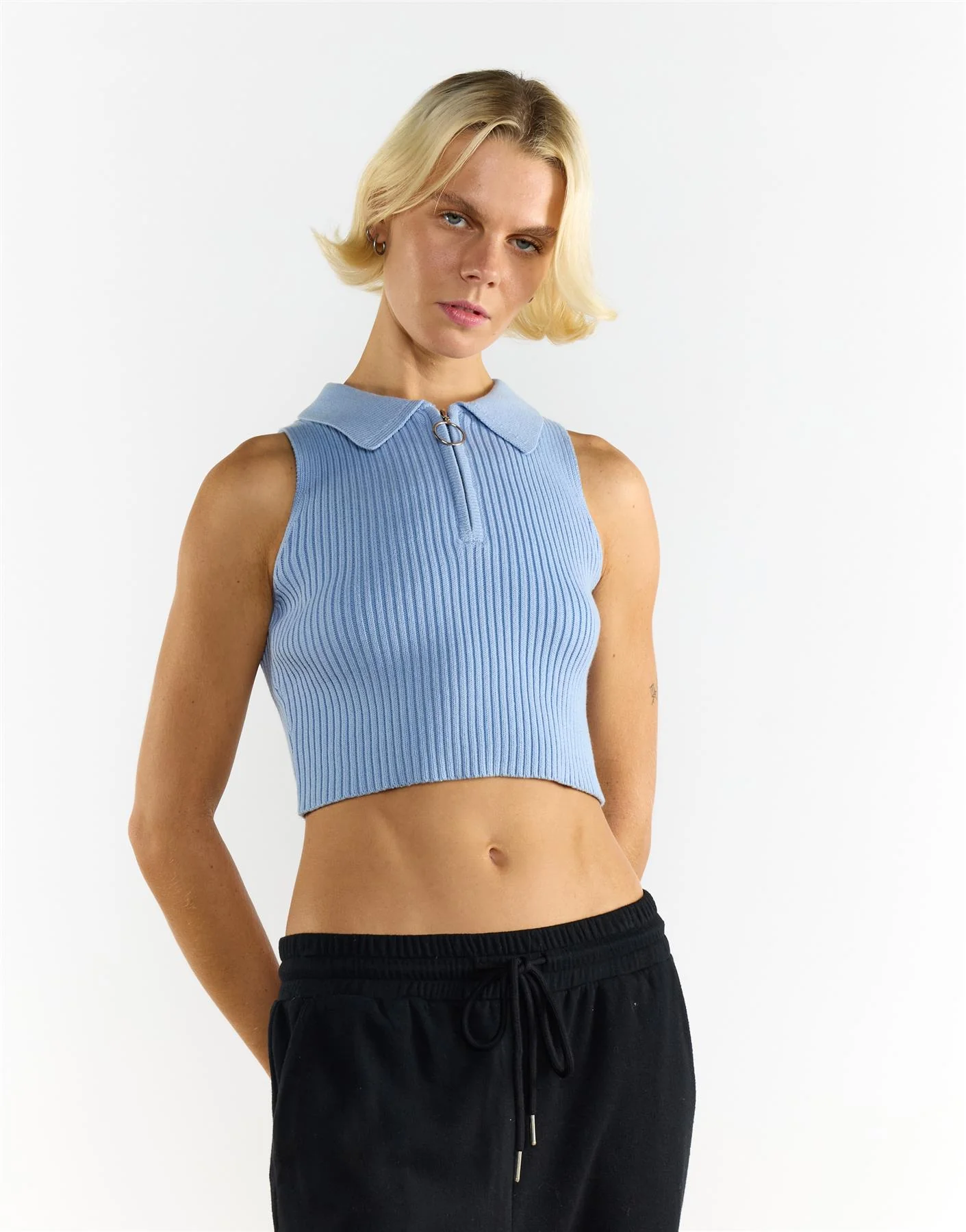 Knitted Light Blue Half Zip Sleeveless Crop Top - Image 4