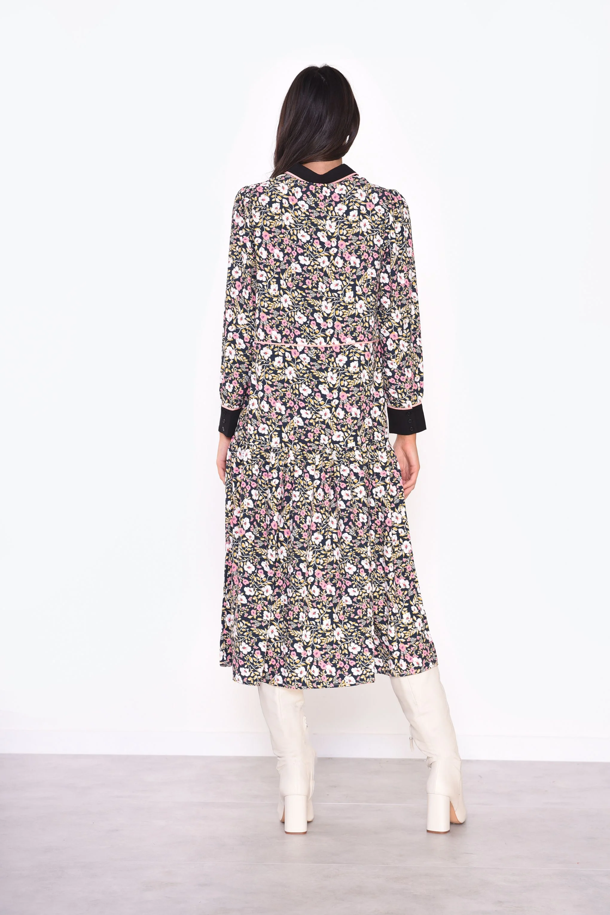 Glamorous Navy Folk Floral Black Collar Midi Dress - Image 3
