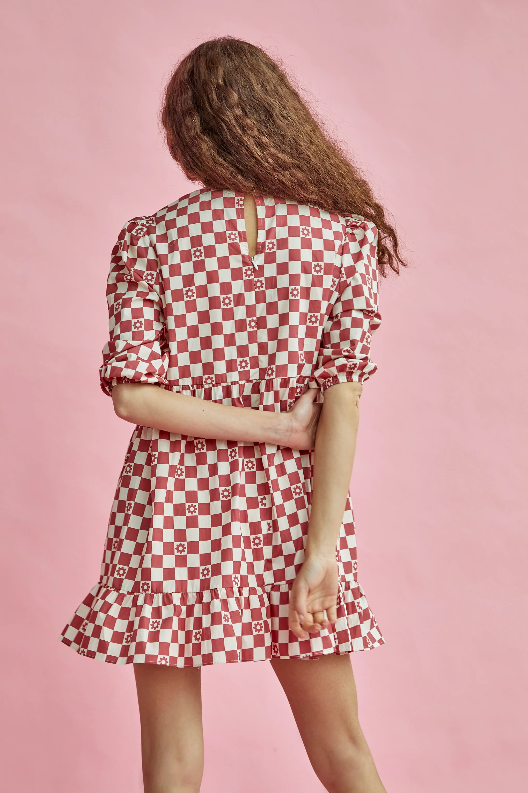 Glamorous Rose Checkerboard Flower Crew Neck Mini Dress - Image 3