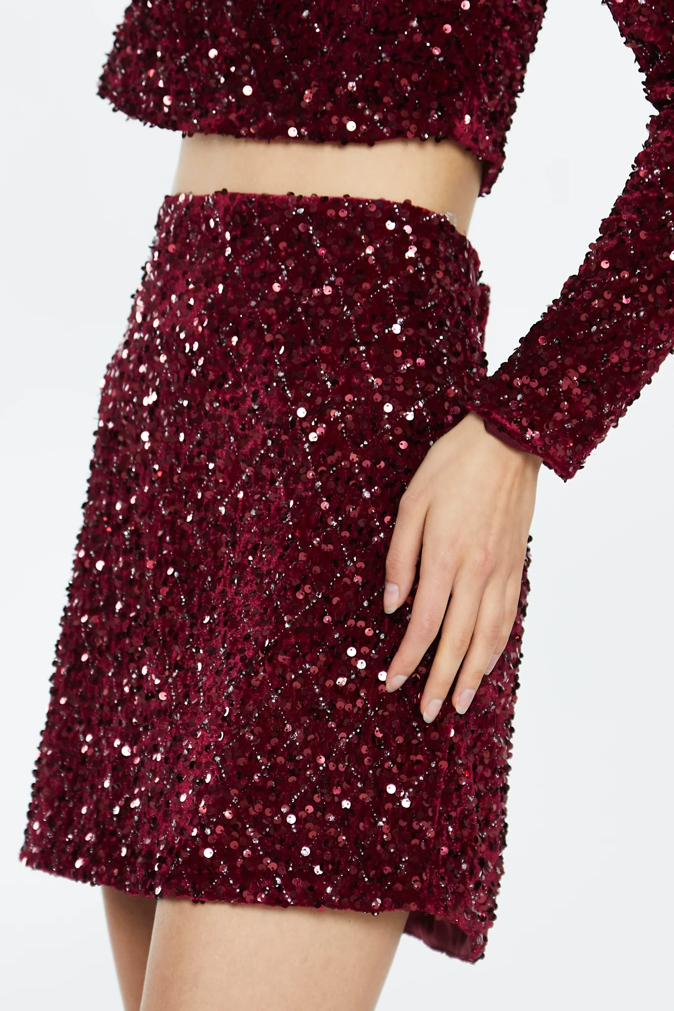 Port-Red Velvet-Sequin Mini-Skirt - Image 3