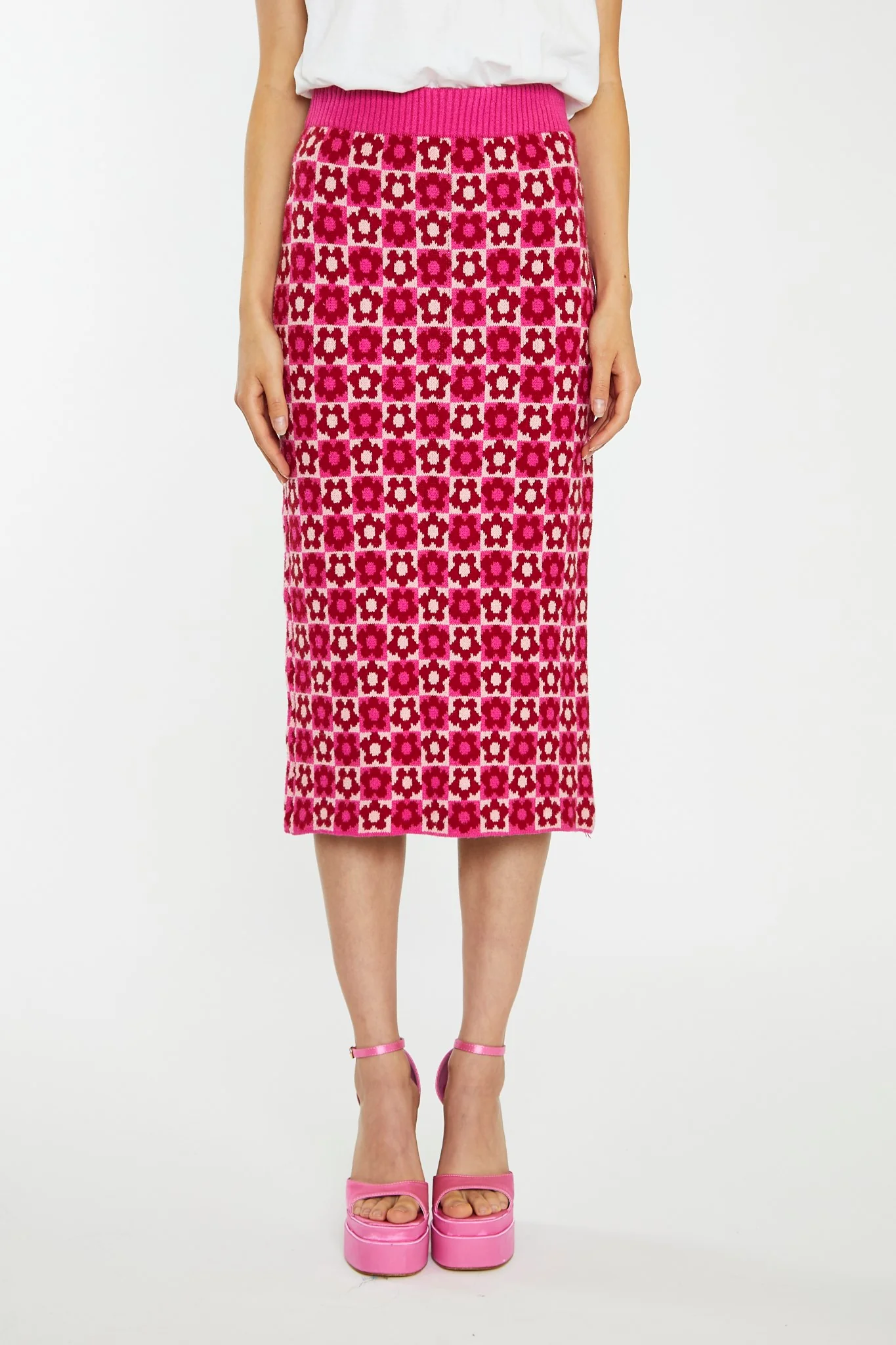 Red-Pink Flower Check Intarsia Knit Midi-Skirt - Image 3