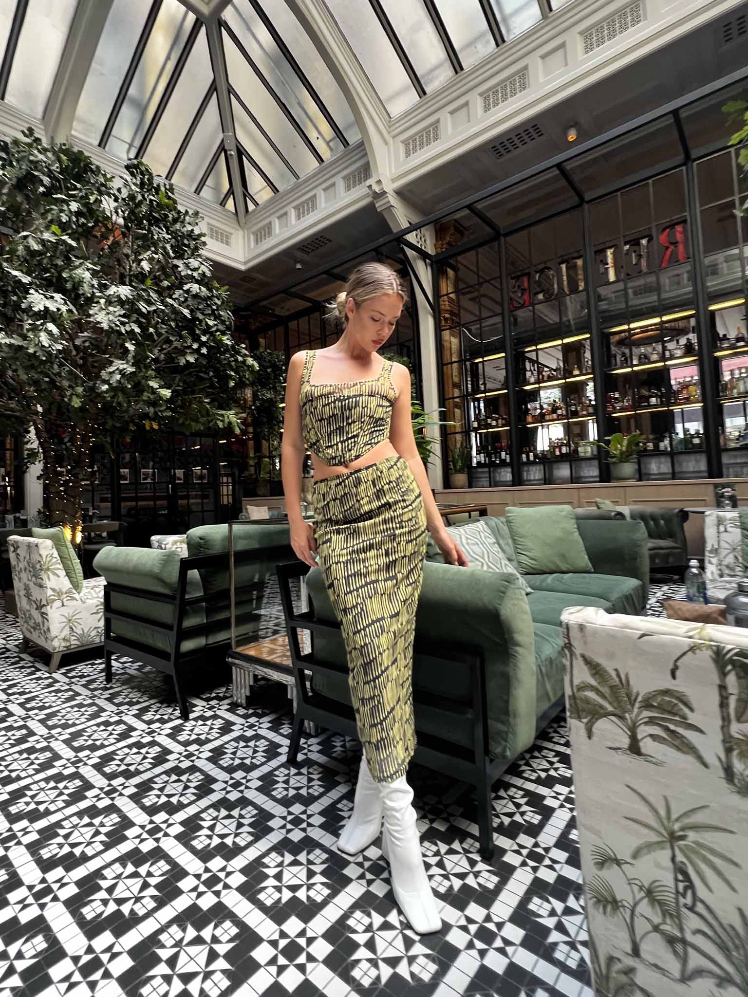 Glamorous Yellow Abstract Stripe Mesh Midi Skirt