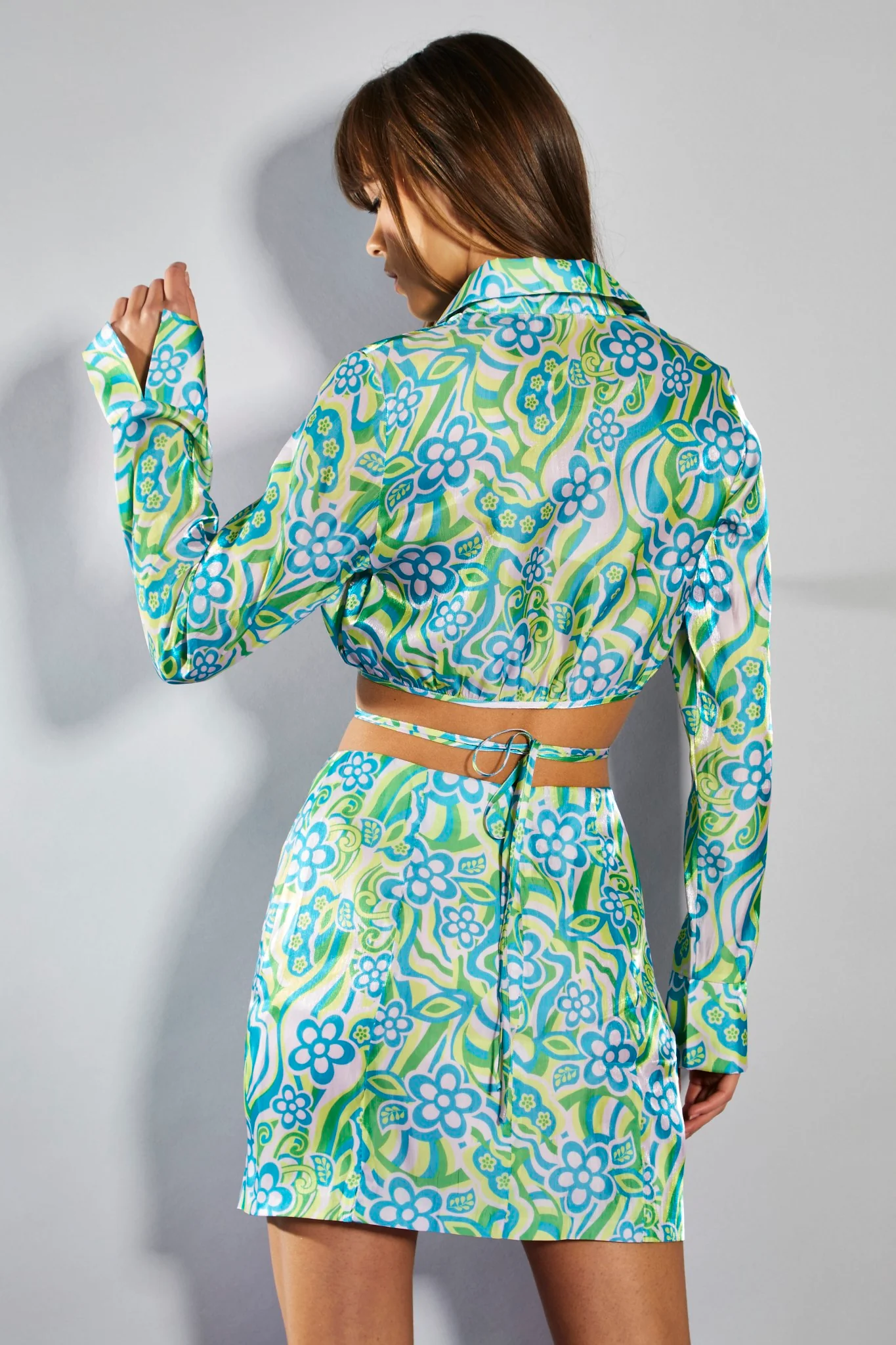 Glamorous Collection Metallic Swirl Floral Mini Skirt with Notch - Image 2