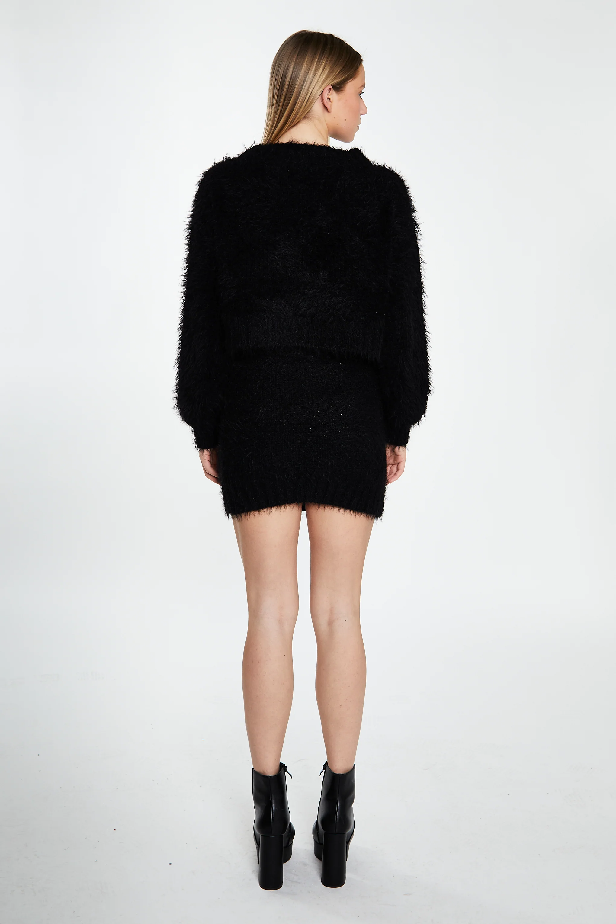 Glamorous Black Knitted Mini Skirt - Image 3