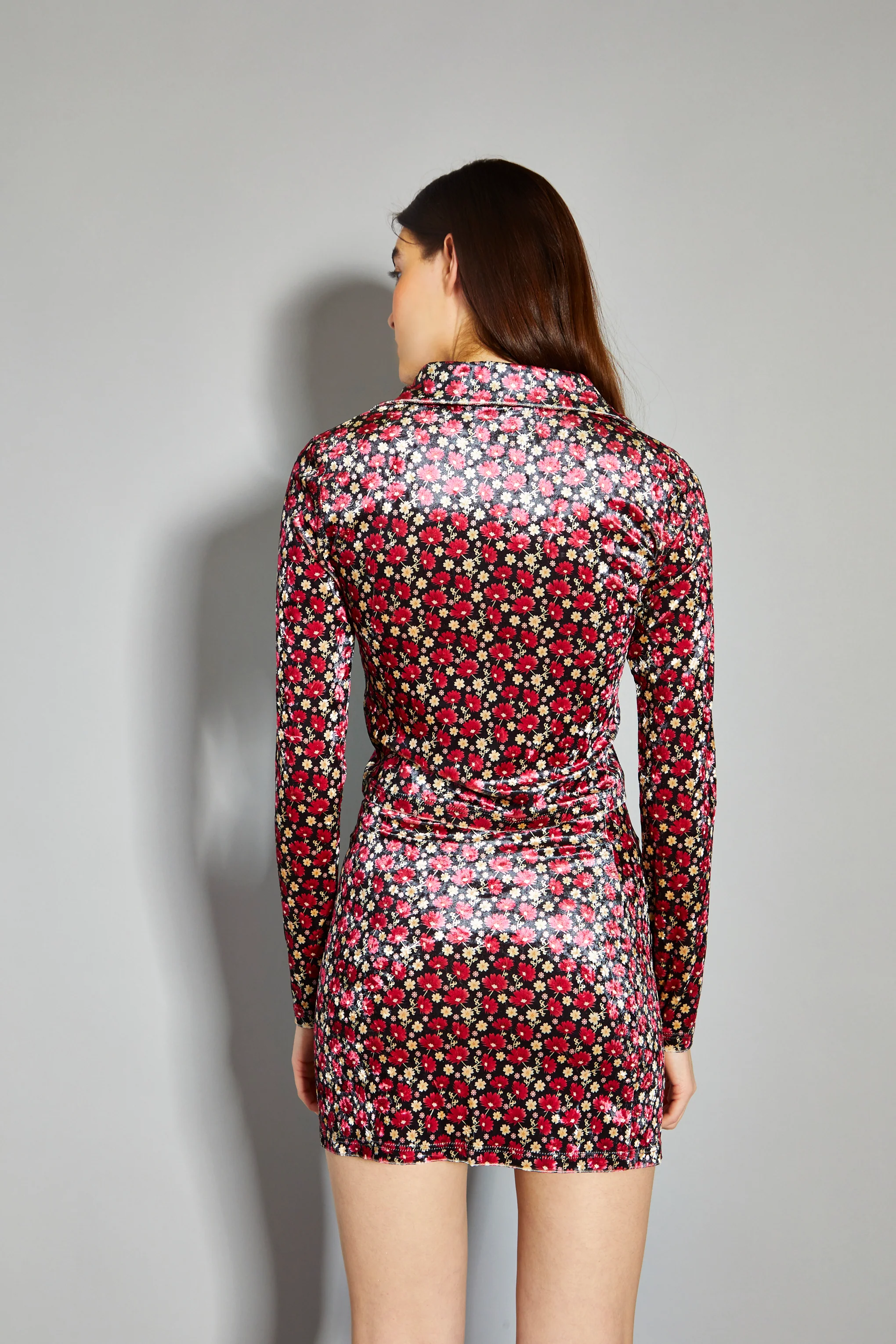 Glamorous Floral Print Velvet Button Front Shirt - Image 2