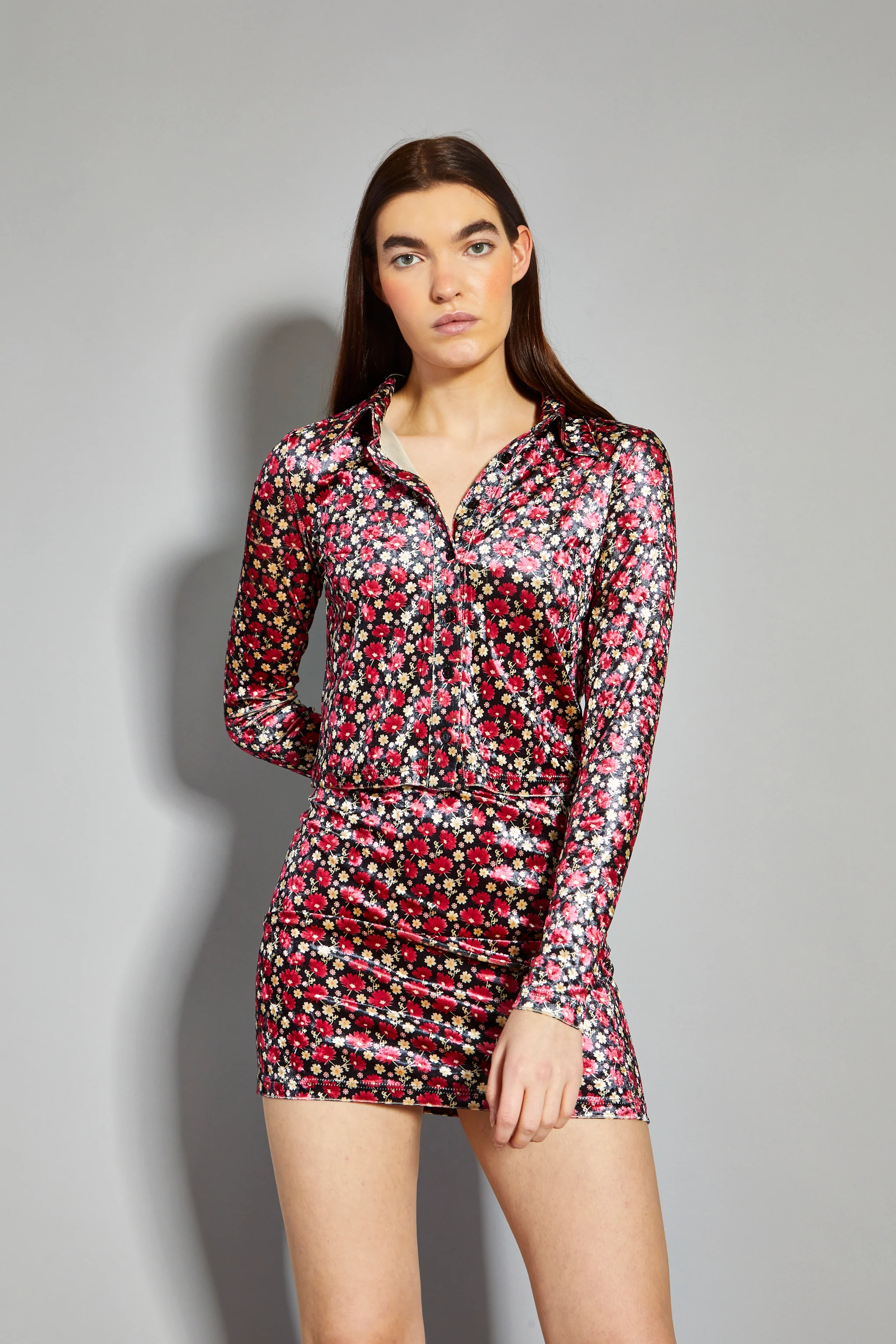 Glamorous Floral Print Velvet Button Front Shirt - Image 3