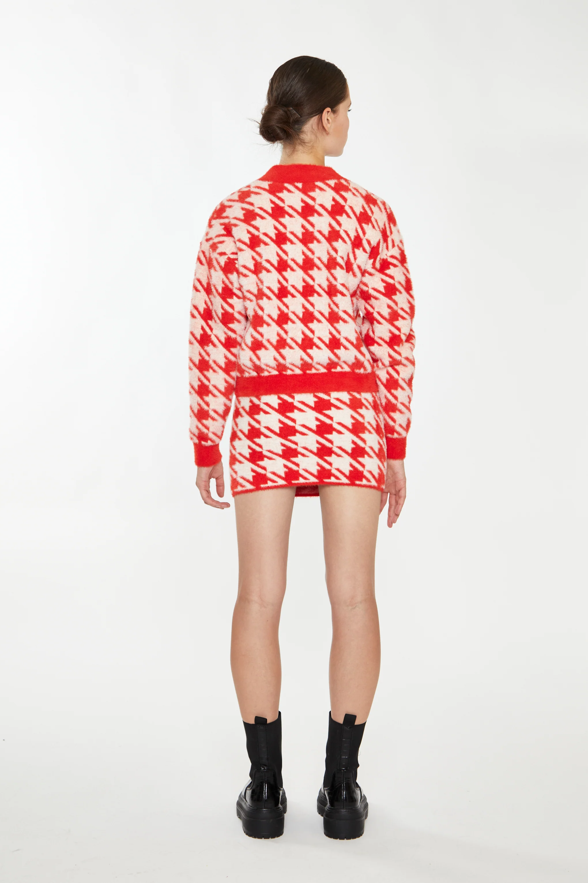 Glamorous Orange Cream Dogtooth Print Crop Cardigan - Image 4