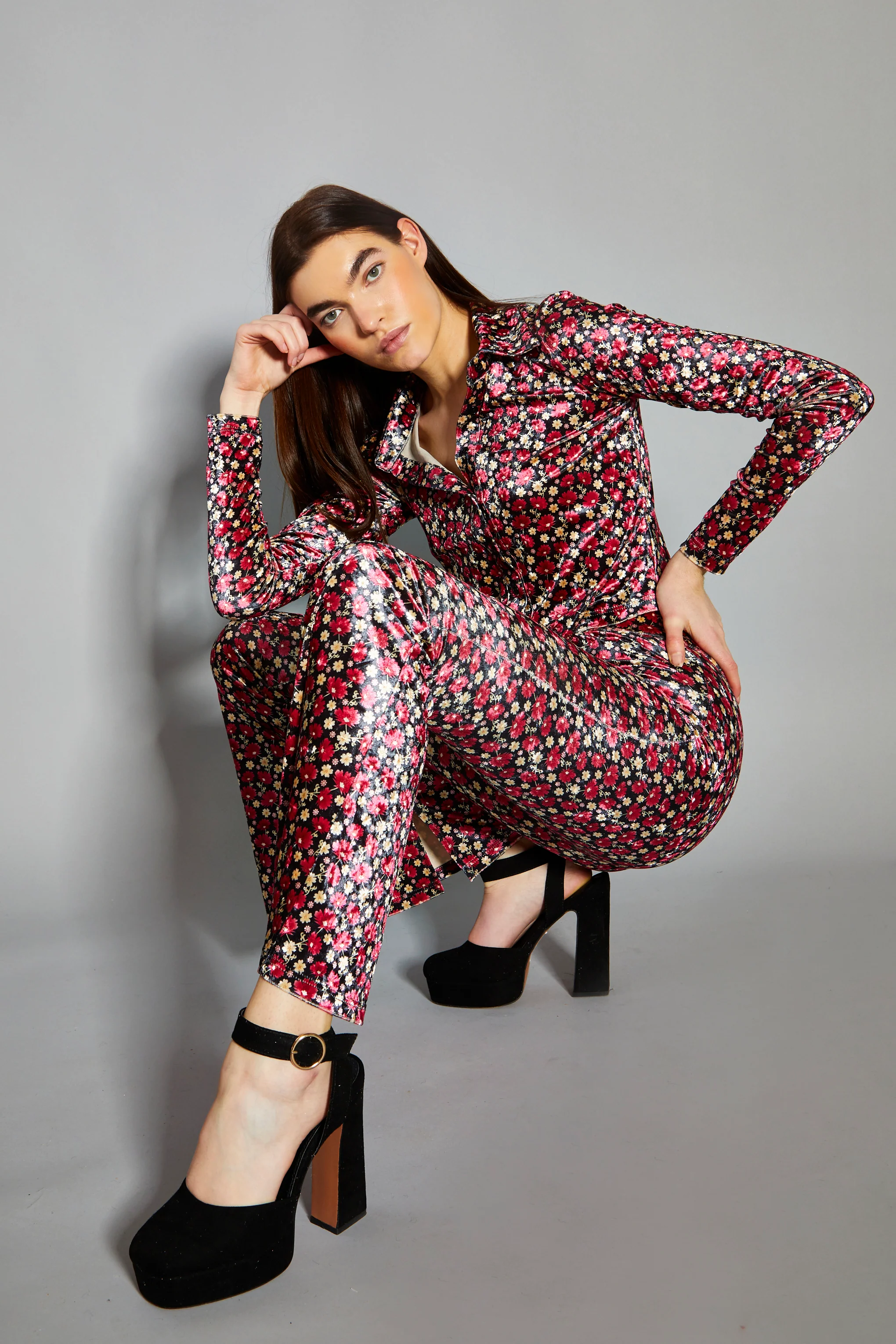Glamorous Floral Print Velvet High Waisted Flared Trousers - Image 4