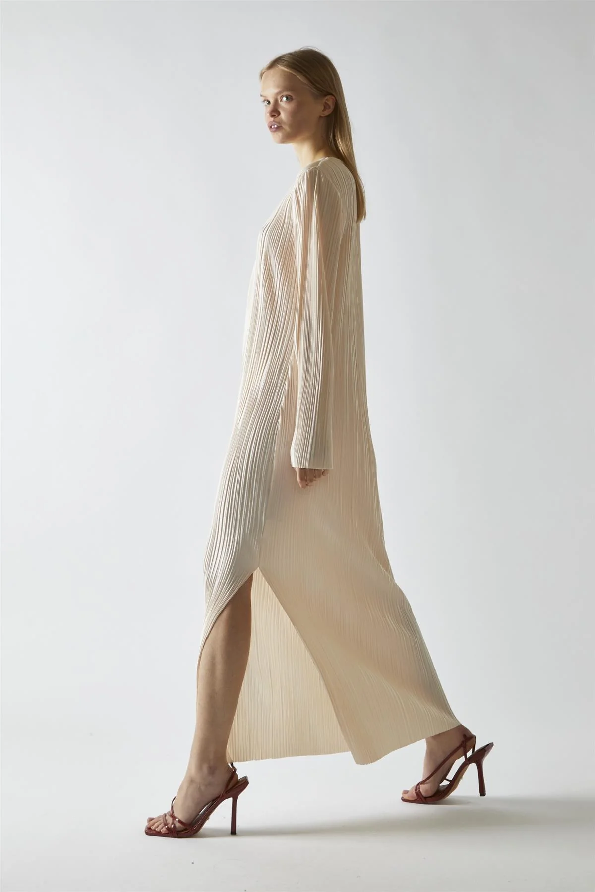 Light-Apricot Plisse Midaxi-Dress - Image 4