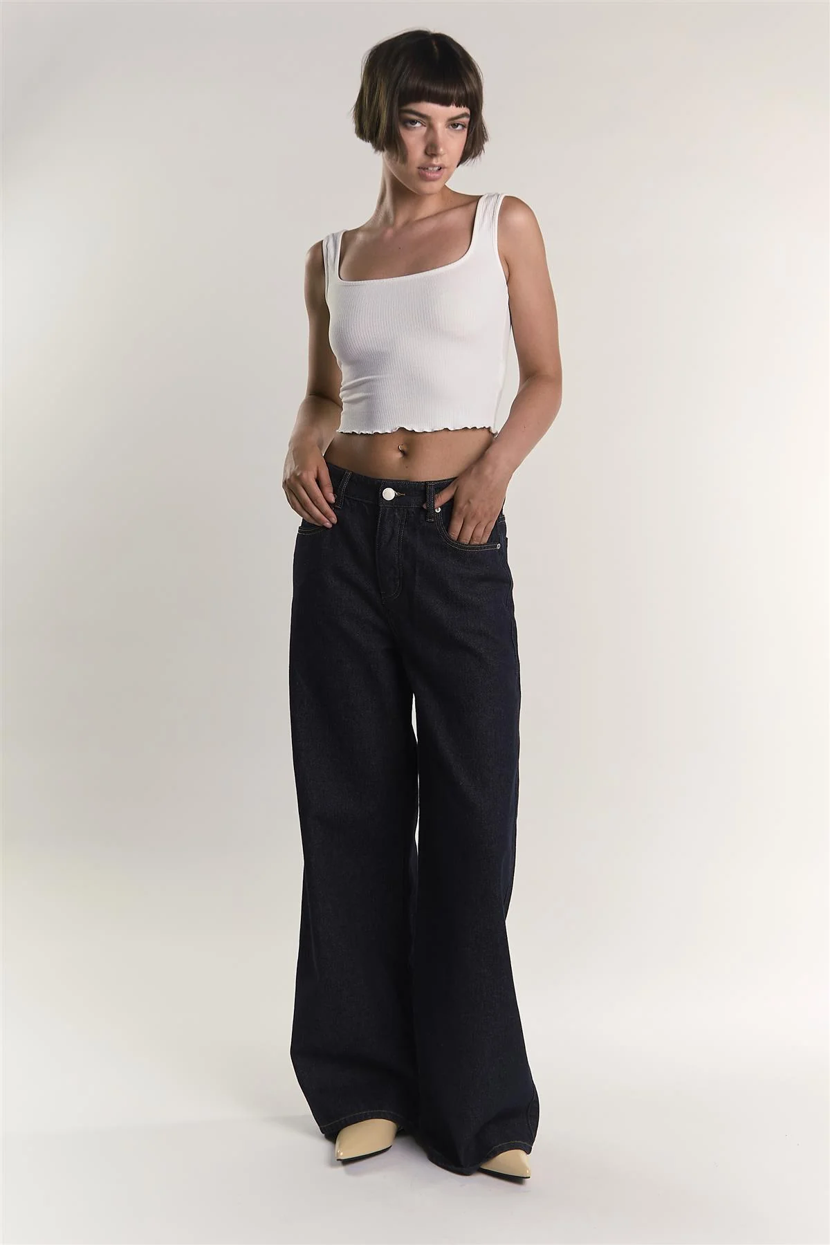 Off-White Ribbed-Sleeveless Crop-Top
