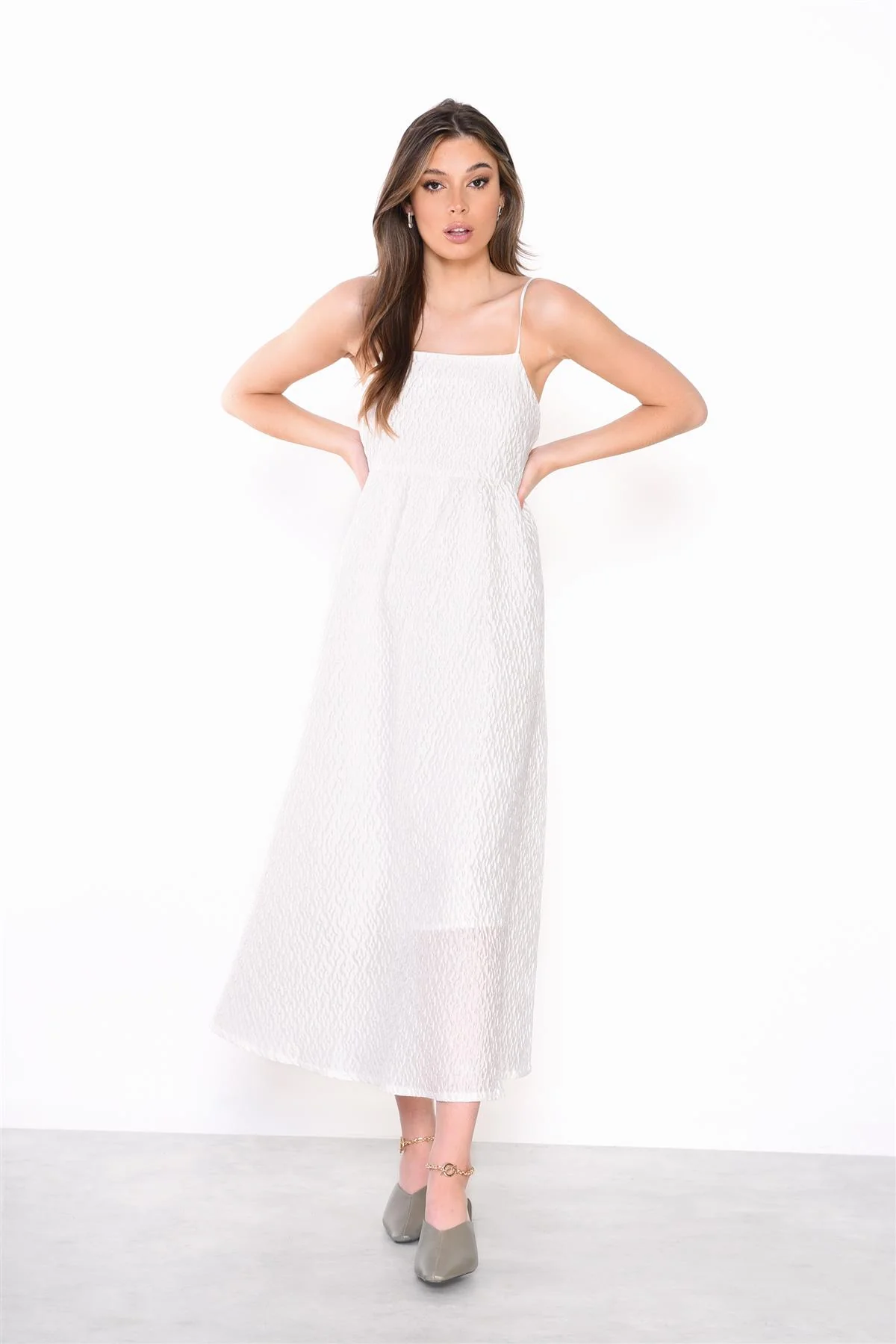 Off-White Texture Tie-Back Midi-Dress - Image 3