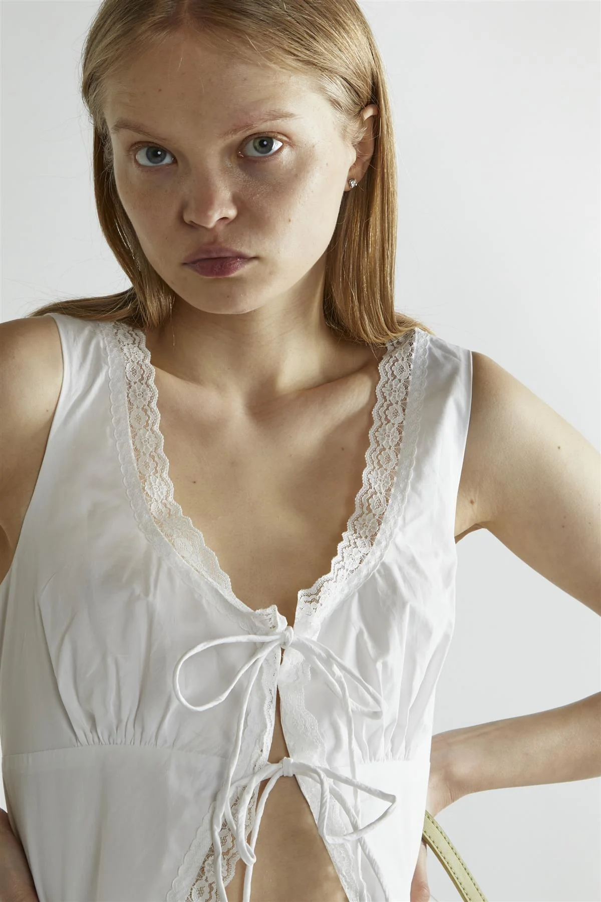 Off-White Tie-Front Top - Image 4