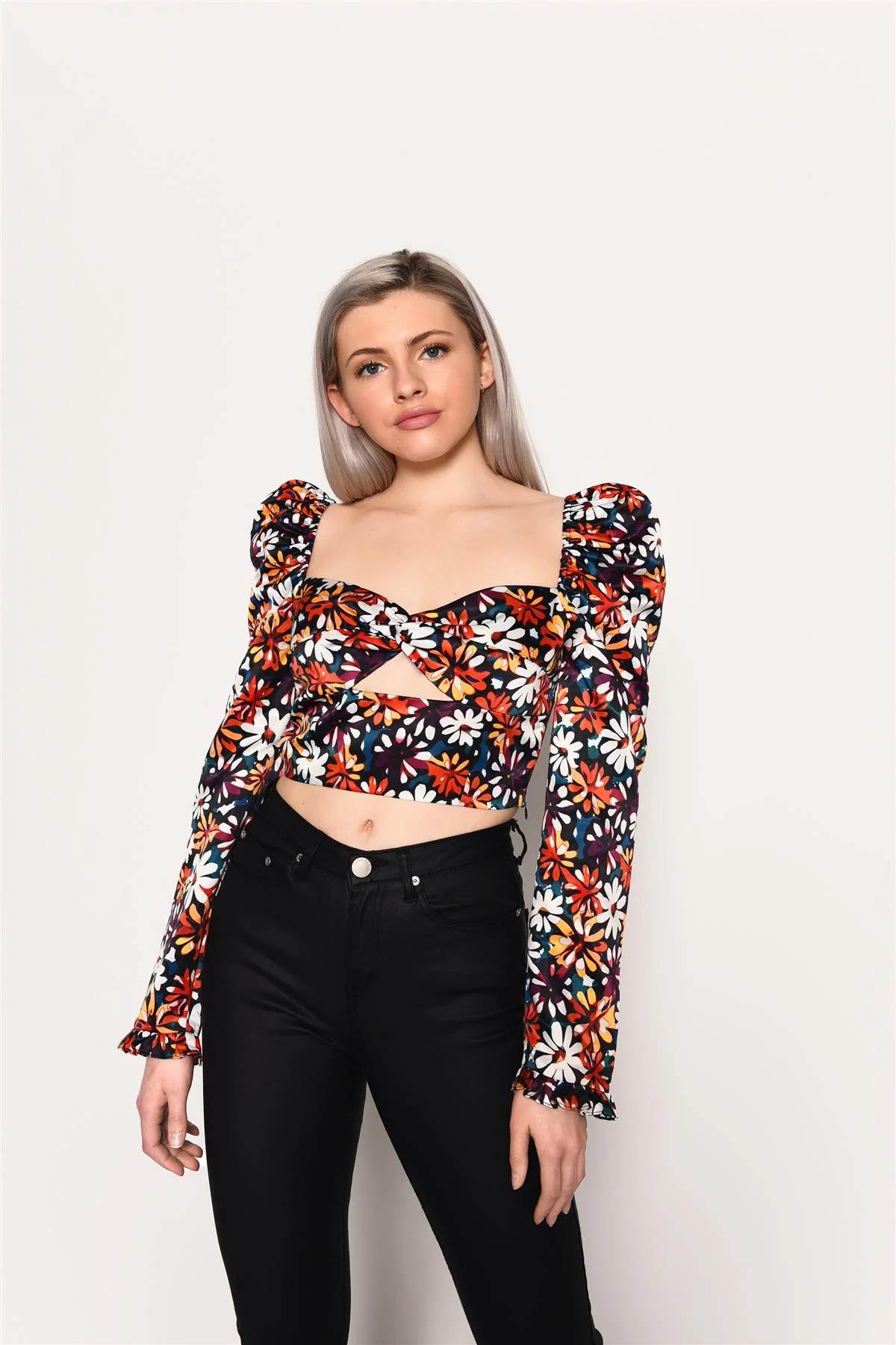 Painted-Daisy Long-Sleeve Crop-Top - Image 3