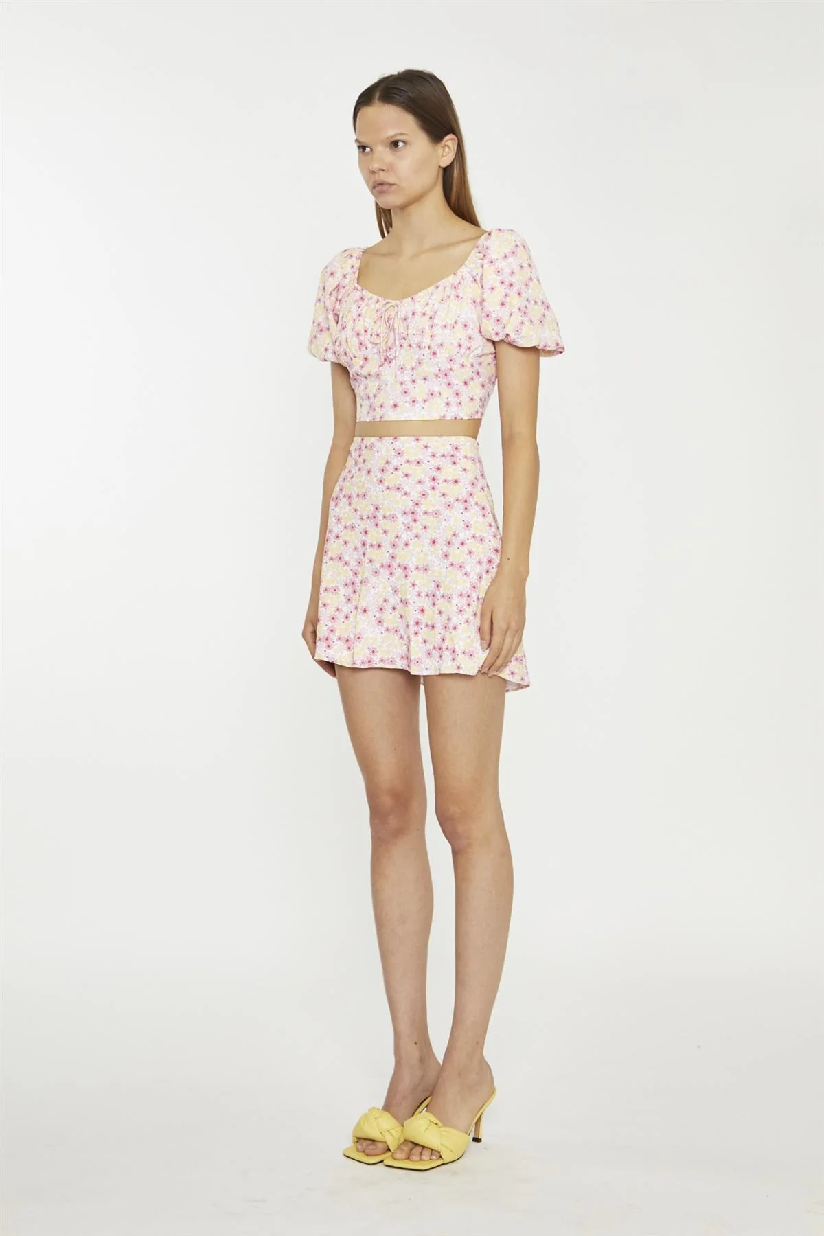 Pink Yellow Bunch Floral Short-Sleeve Tie-Detail Crop-Top - Image 4