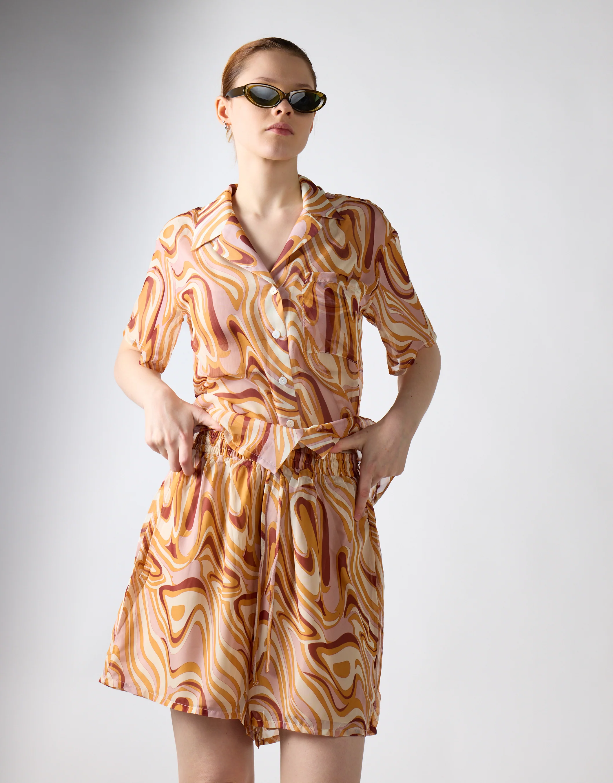 Retro Marble High-Waisted Loose-Shorts - Image 2