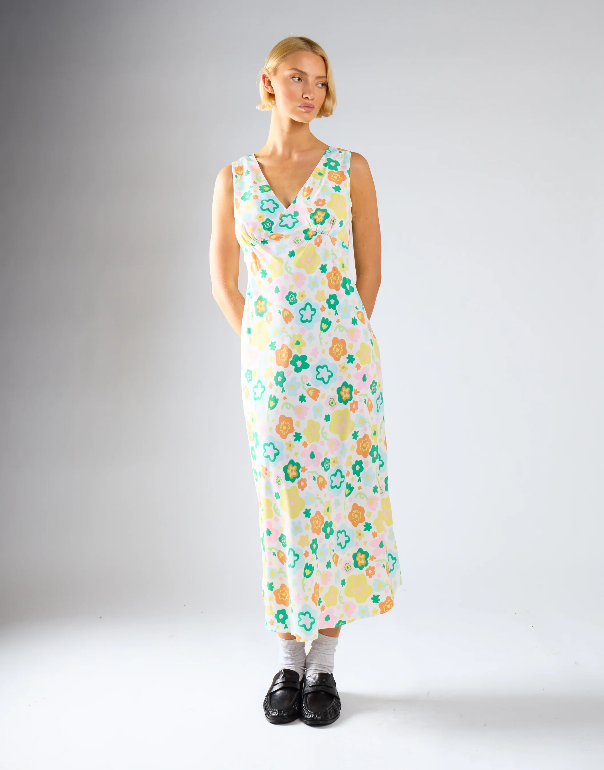 Retro Spring-Floral V-Neck Bias-Cut Maxi-Dress - Image 2