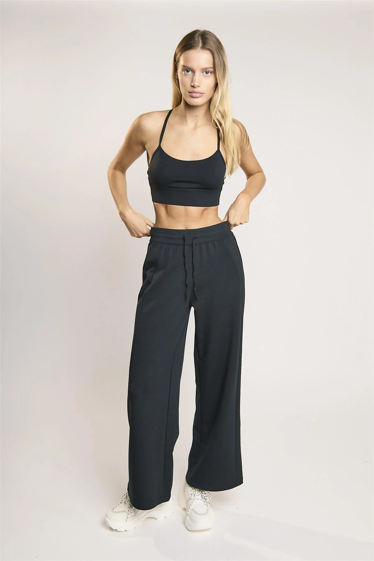 Signature Black Scoop-Neck Crop-Top