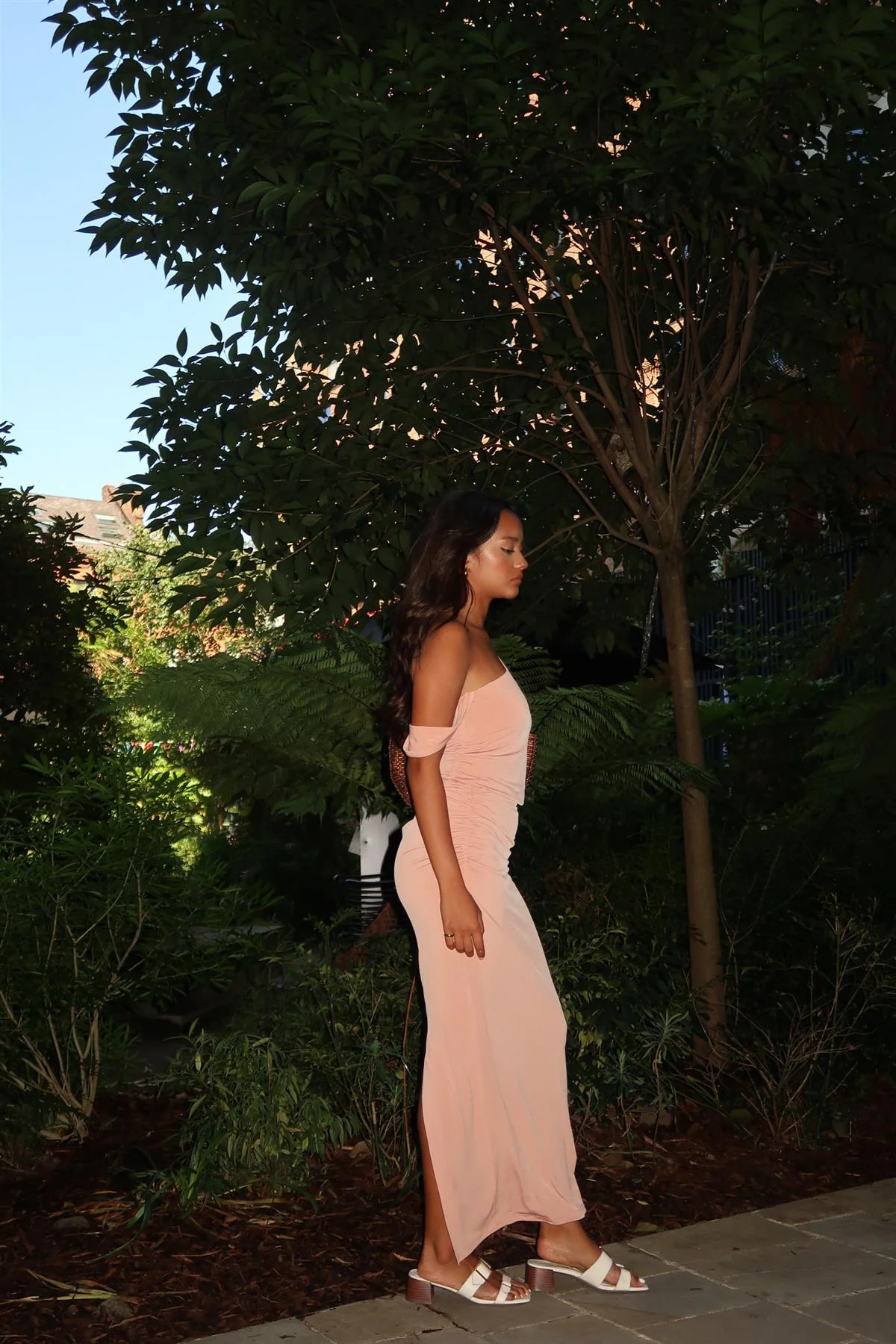 Soft-Terracotta Slim-Fit Maxi-Skirt - Image 3