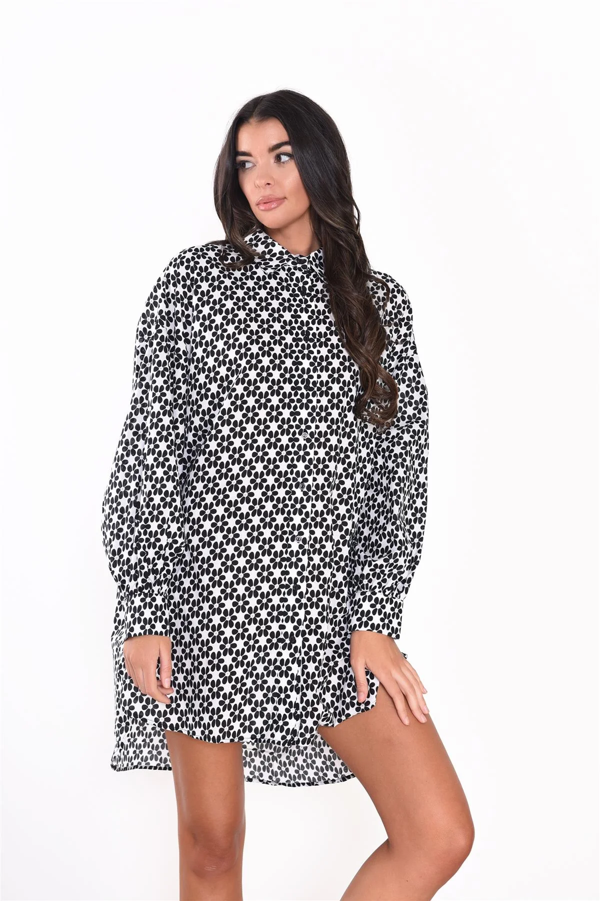 White-Black-Daisy Long-Sleeves-Mini-Shirt-Dresses - Image 3