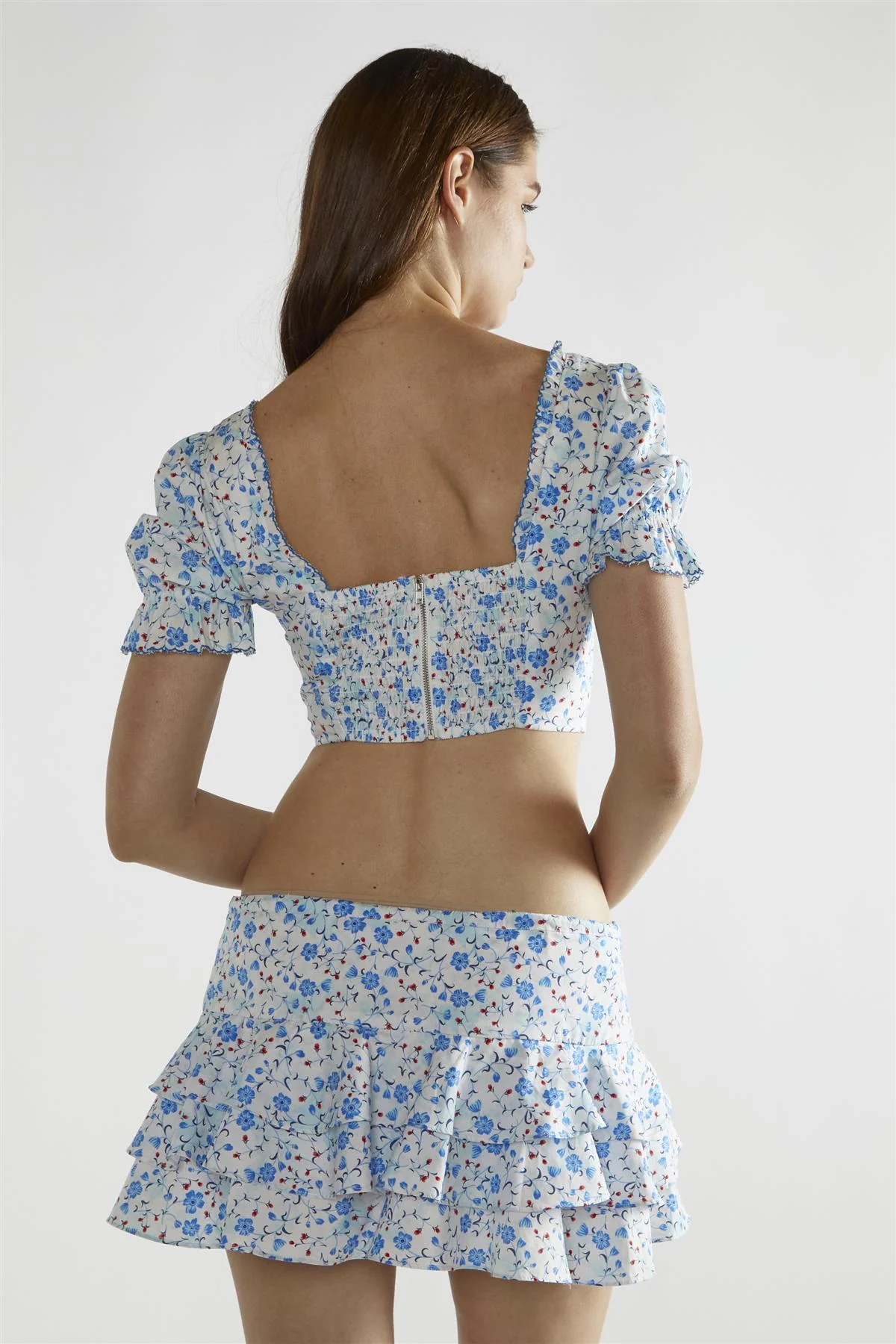 White-Blue-Floral Tiered-Scallop-Trim Mini-Skirt - Image 2