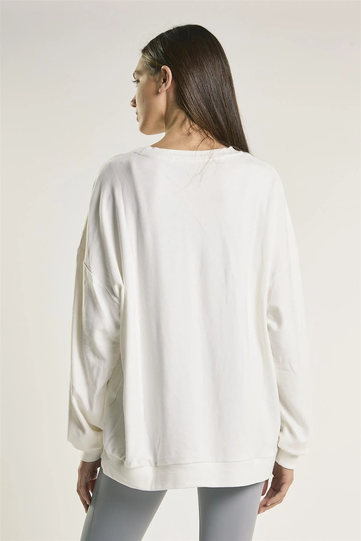 White Oversized Sweatshirt - Image 2
